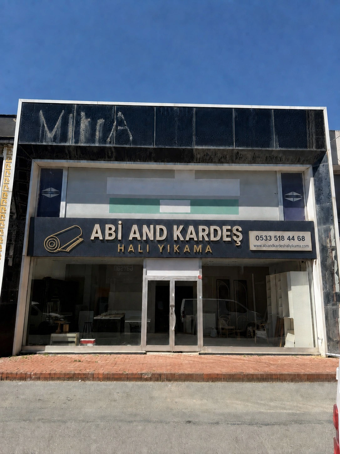 Abi and Kardeş Halı Yıkama tabelası — Bahçeşehir 2. Kısım, Başakşehir tesisi